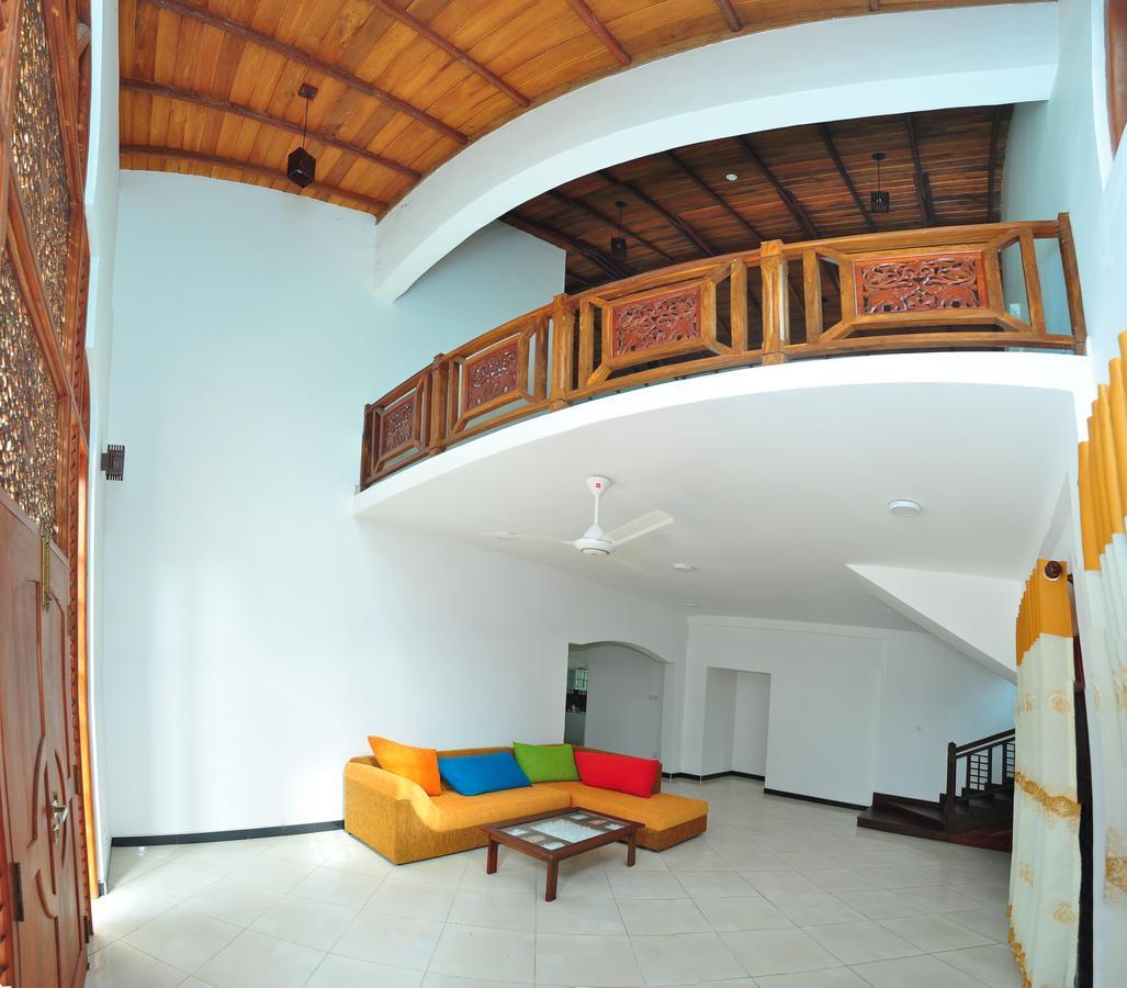 Falcon Villa Induruwa Kültér fotó