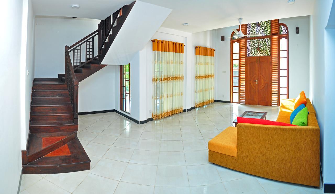 Falcon Villa Induruwa Kültér fotó