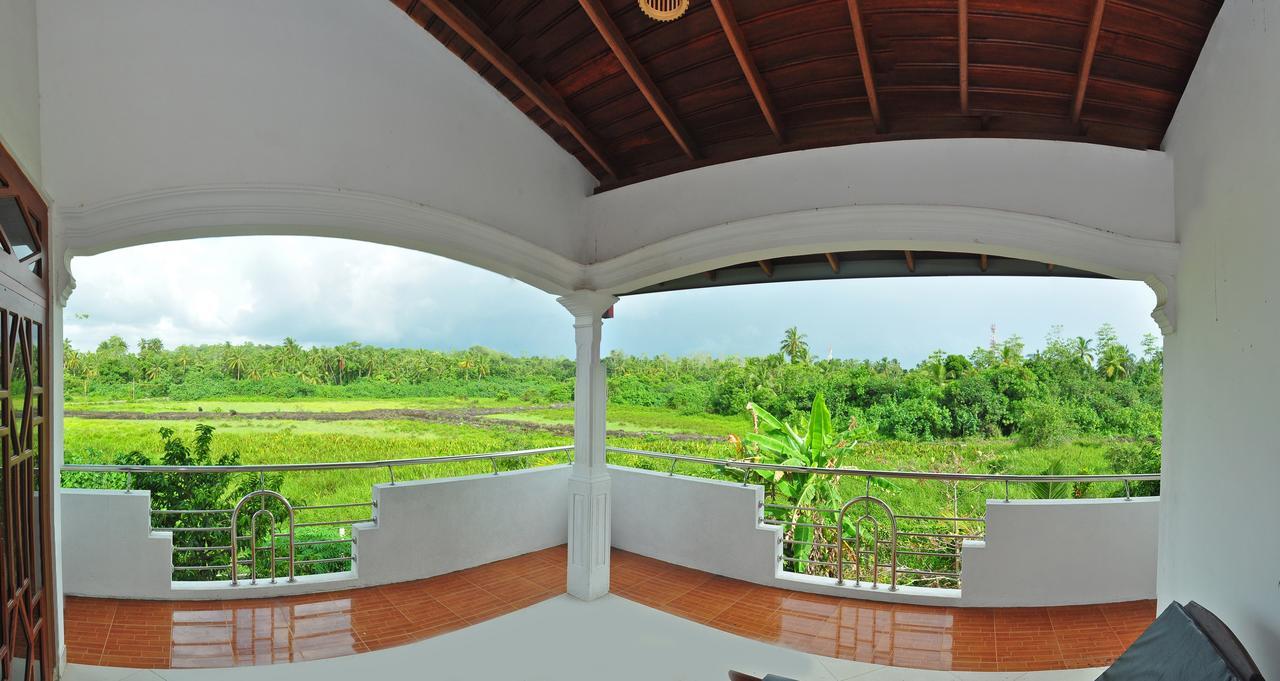 Falcon Villa Induruwa Kültér fotó
