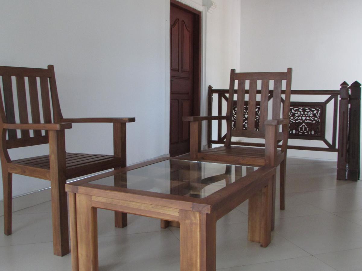 Falcon Villa Induruwa Kültér fotó